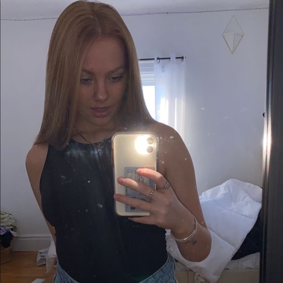 Meet your Posher, Jenna - Picture 1 of 1